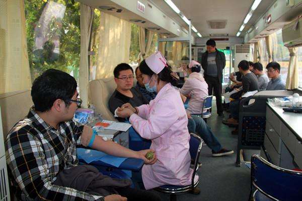 競爭惡劣，獻血車價格也不能成為搶奪市場的主要因素