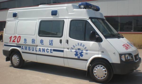 患者在等待救護車出租時需要注意什么？