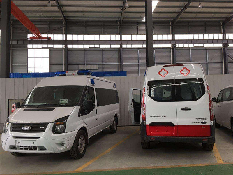 廣州救護車廠家跟你聊聊為什么無人避讓救護車？01